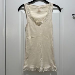 American Eagle cream lacy ribbed tank
